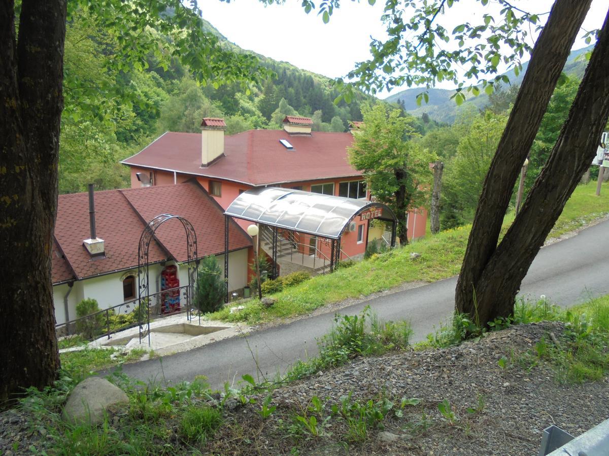 Hotel Complex Magiyata Na Rila Rila Monastery Exterior foto